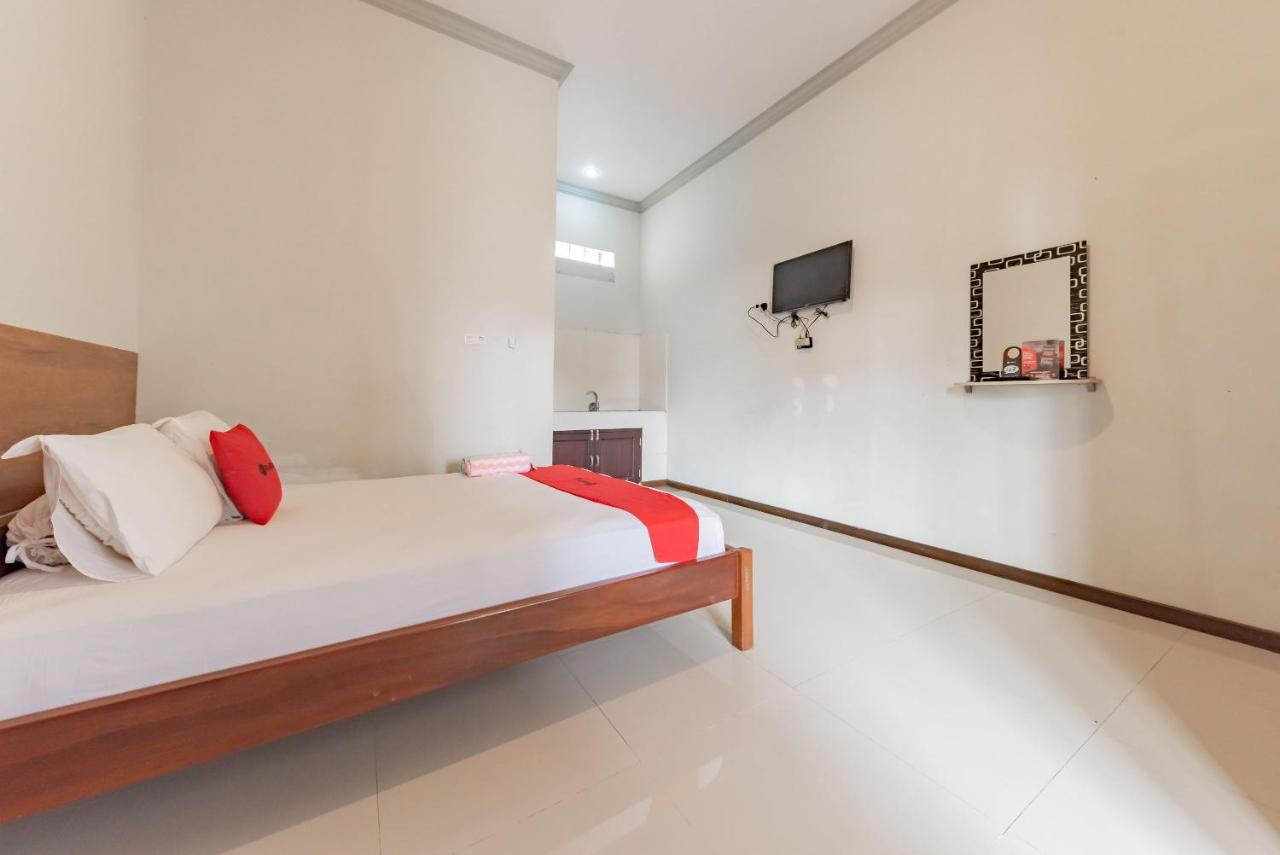 Reddoorz Near Gor Sempaja Samarinda Hotel Ngoại thất bức ảnh