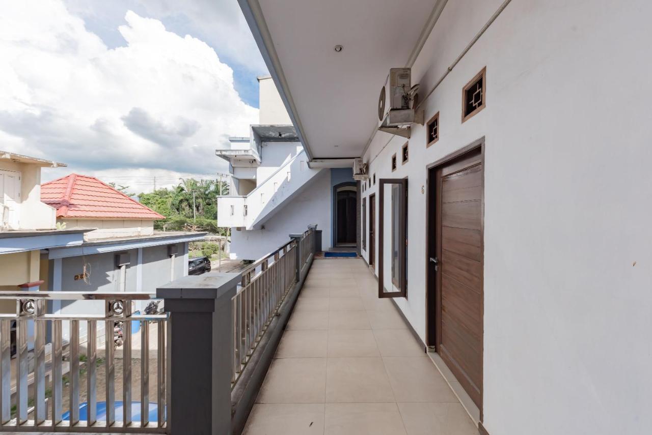 Reddoorz Near Gor Sempaja Samarinda Hotel Ngoại thất bức ảnh