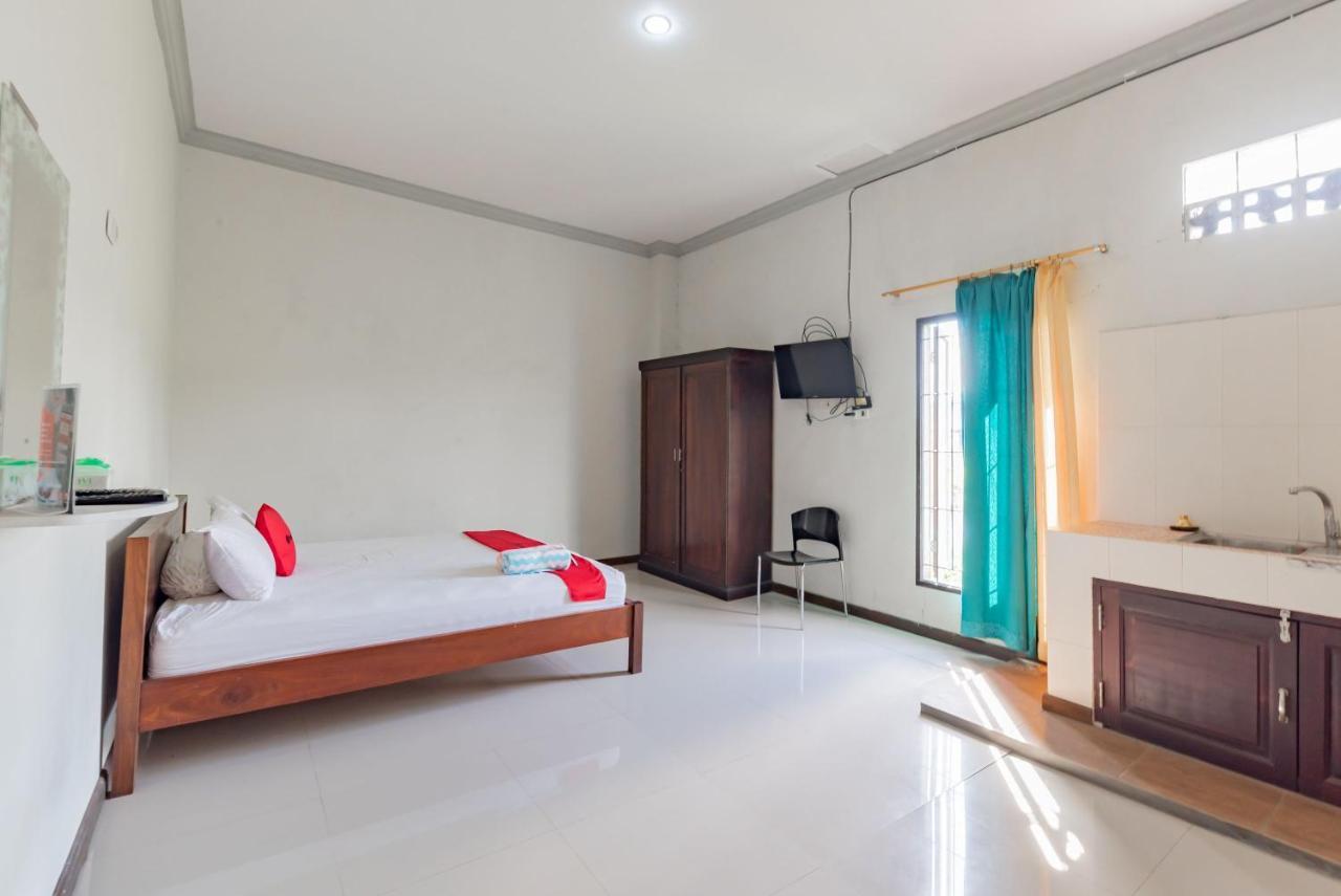 Reddoorz Near Gor Sempaja Samarinda Hotel Ngoại thất bức ảnh