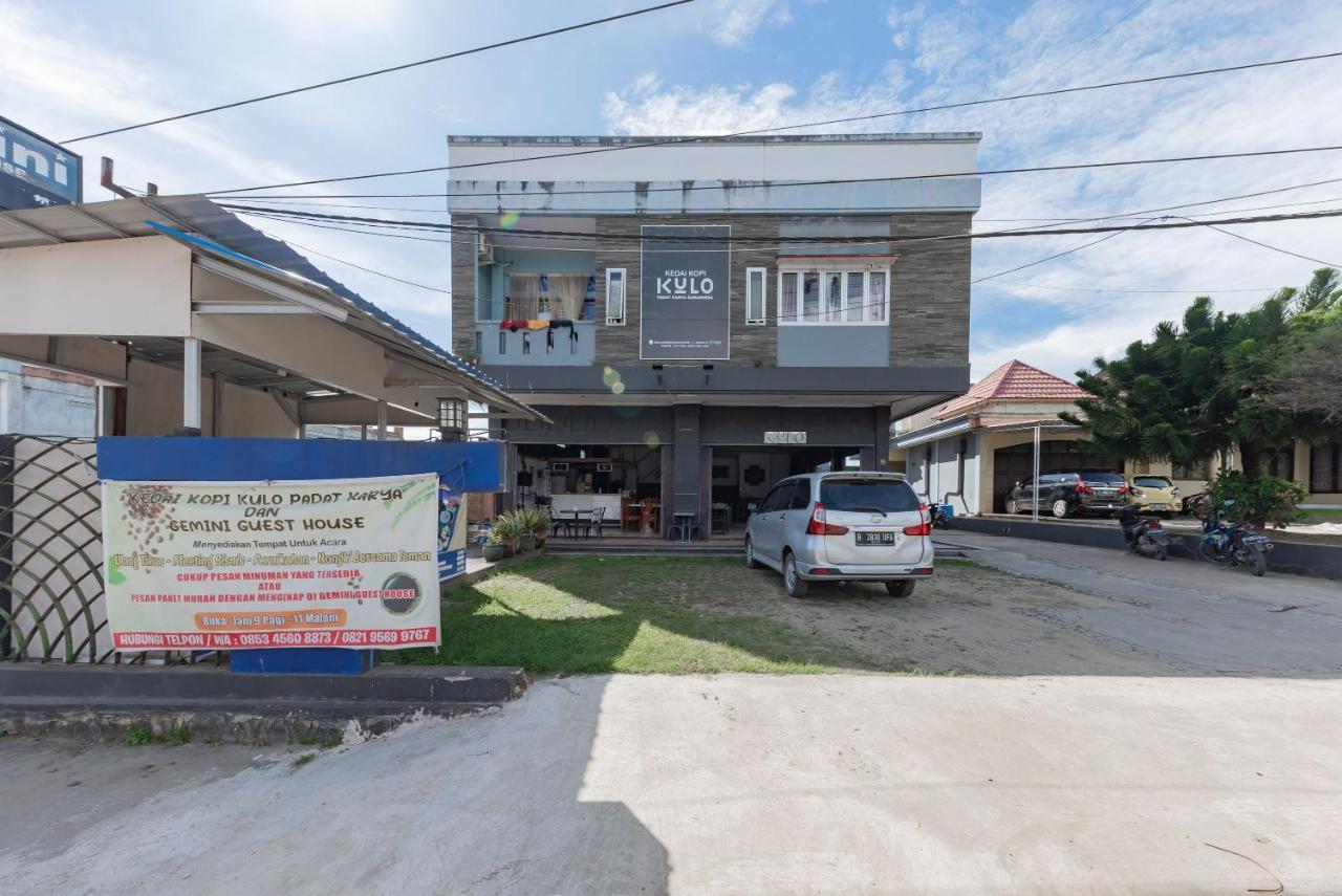 Reddoorz Near Gor Sempaja Samarinda Hotel Ngoại thất bức ảnh